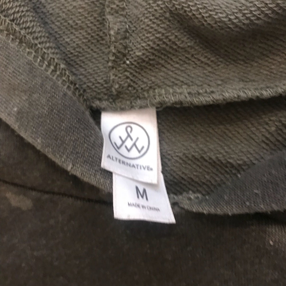 ALTERNATIVE HOODIE. - Picture 2 of 3